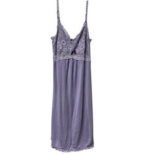 CYNTHIA ROWLEY Lilac Lace Chemise L